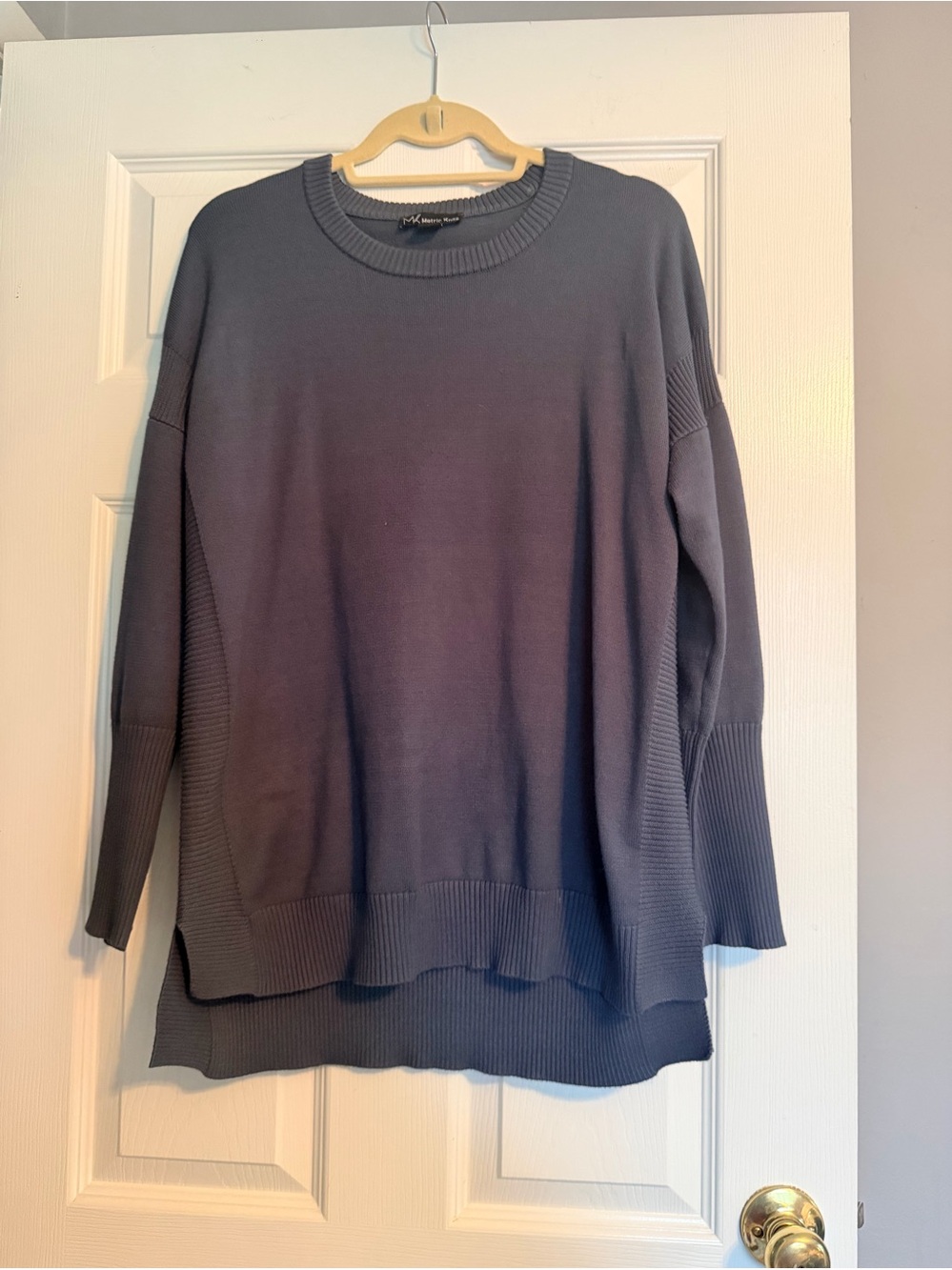 Women’s Relaxed Crewneck Sweater in Slate Blue